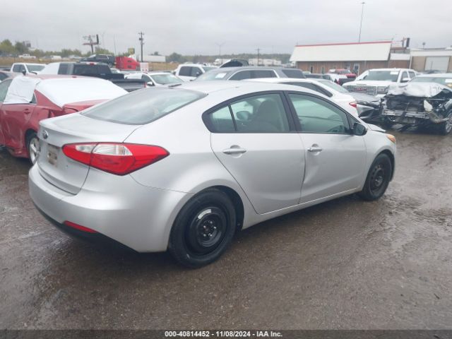 Photo 3 VIN: KNAFK4A61F5259913 - KIA FORTE 