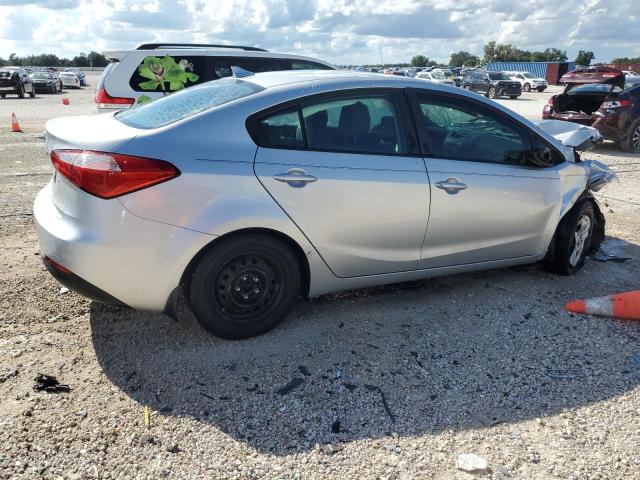 Photo 2 VIN: KNAFK4A61F5307846 - KIA FORTE LX 