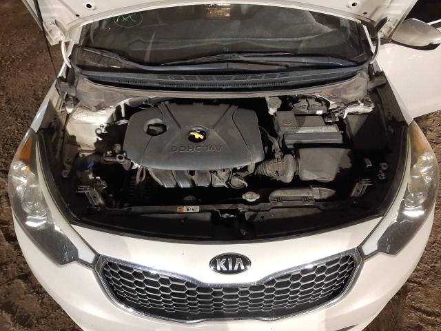 Photo 6 VIN: KNAFK4A61F5368100 - KIA FORTE LX 