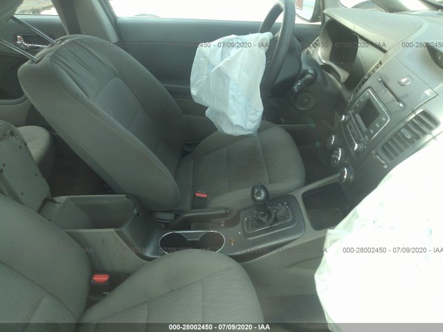 Photo 4 VIN: KNAFK4A61F5393420 - KIA FORTE 