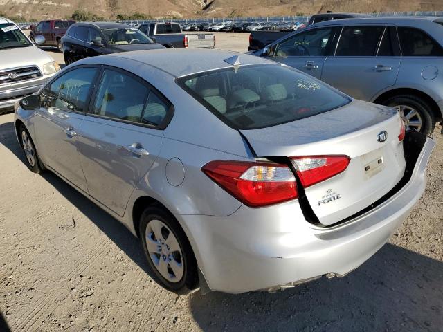 Photo 2 VIN: KNAFK4A61F5403329 - KIA FORTE LX 