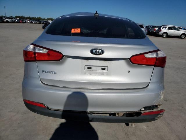 Photo 5 VIN: KNAFK4A61F5406876 - KIA FORTE 