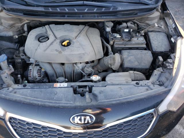 Photo 6 VIN: KNAFK4A61F5410295 - KIA FORTE LX 