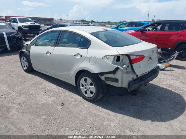 Photo 2 VIN: KNAFK4A61F5412564 - KIA FORTE 