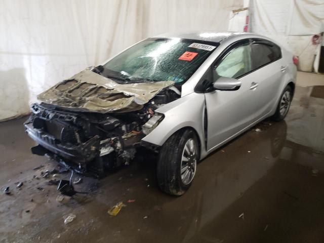 Photo 1 VIN: KNAFK4A61F5417585 - KIA FORTE LX 