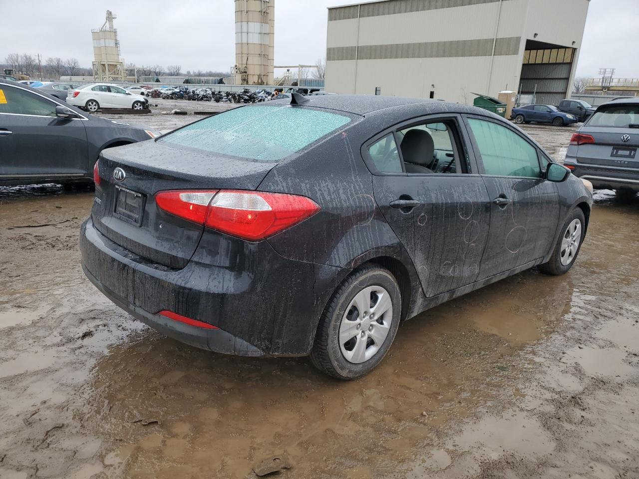 Photo 2 VIN: KNAFK4A61F5431597 - KIA FORTE 