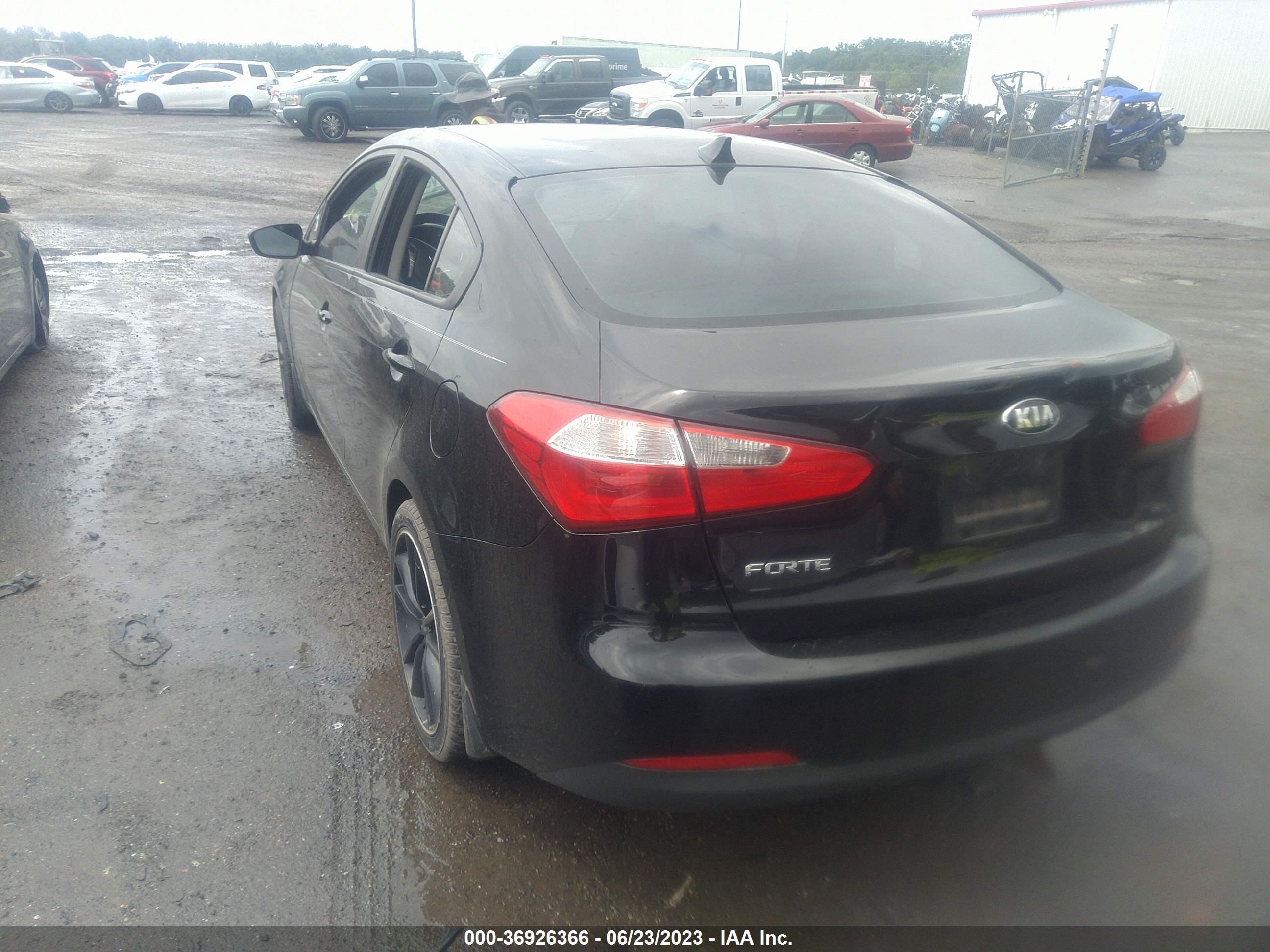 Photo 2 VIN: KNAFK4A61G5485712 - KIA FORTE 