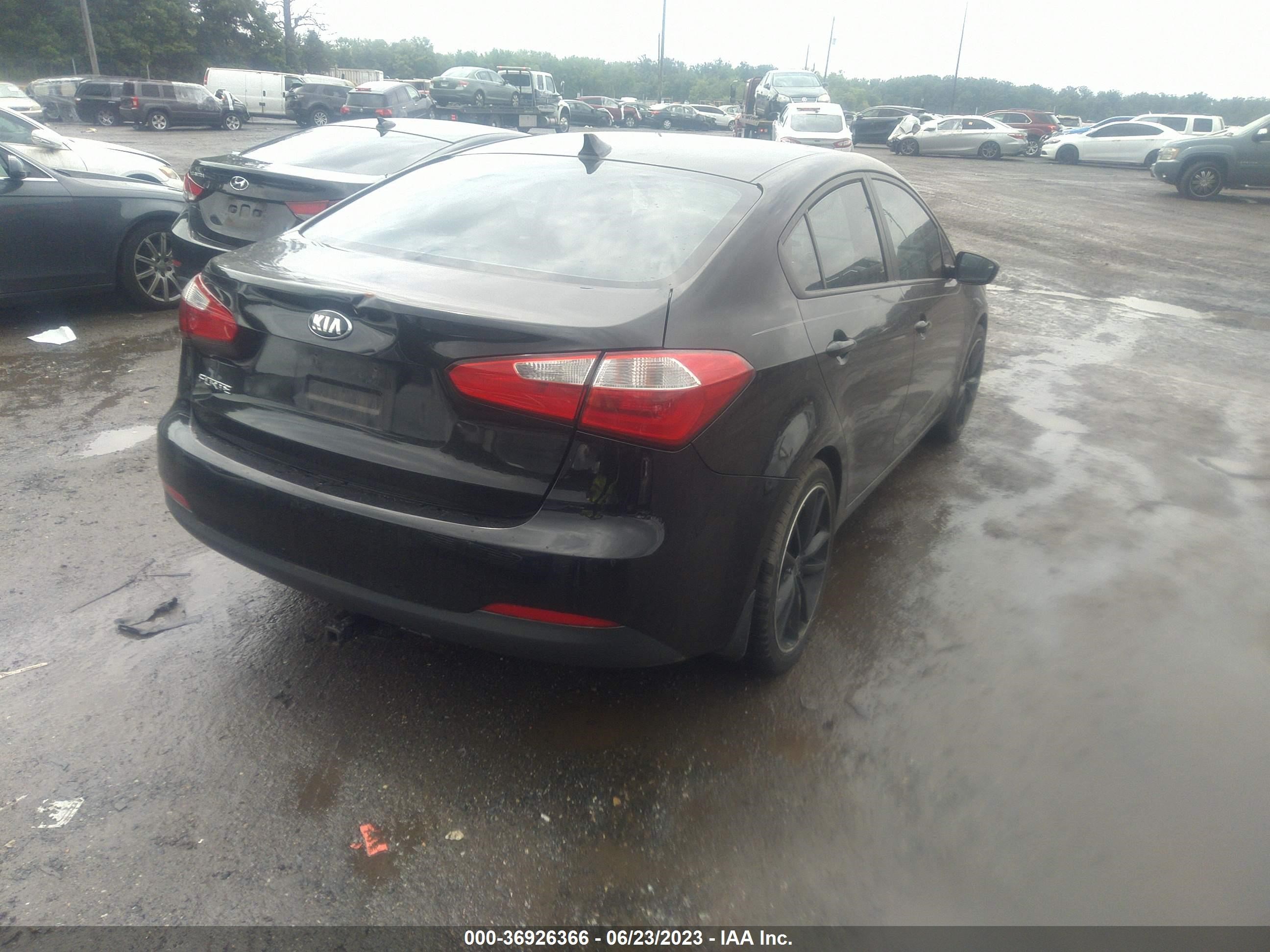 Photo 3 VIN: KNAFK4A61G5485712 - KIA FORTE 