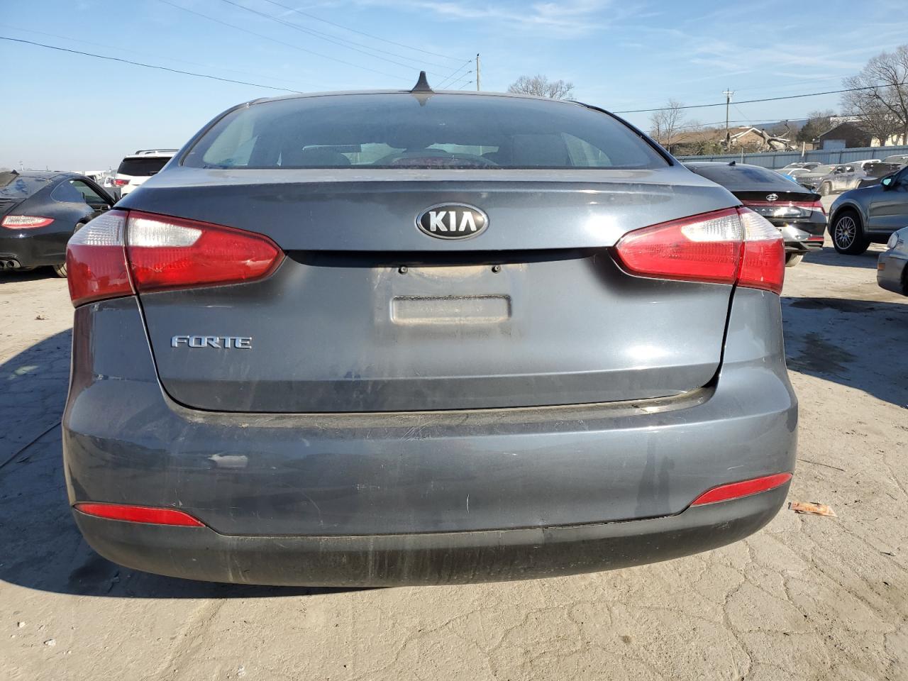 Photo 5 VIN: KNAFK4A61G5487511 - KIA FORTE 