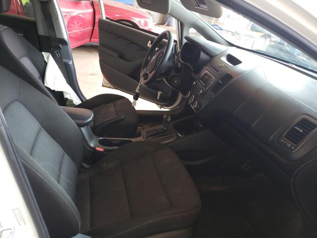 Photo 4 VIN: KNAFK4A61G5496581 - KIA FORTE LX 