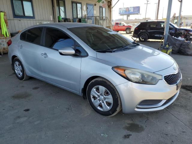 Photo 3 VIN: KNAFK4A61G5573840 - KIA FORTE LX 