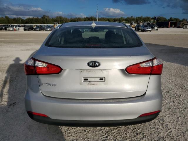 Photo 5 VIN: KNAFK4A61G5584353 - KIA FORTE LX 