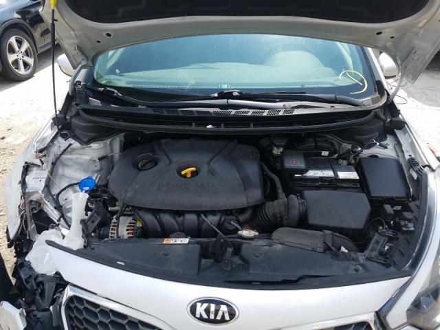 Photo 6 VIN: KNAFK4A61G5586779 - KIA FORTE LX 