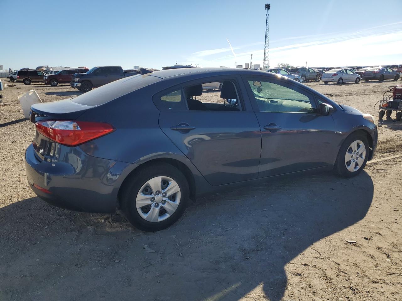 Photo 2 VIN: KNAFK4A61G5594798 - KIA FORTE 