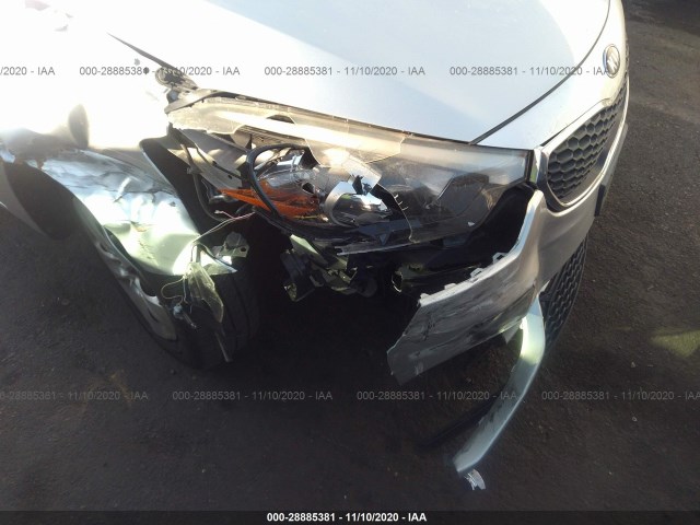 Photo 5 VIN: KNAFK4A62E5055460 - KIA FORTE 