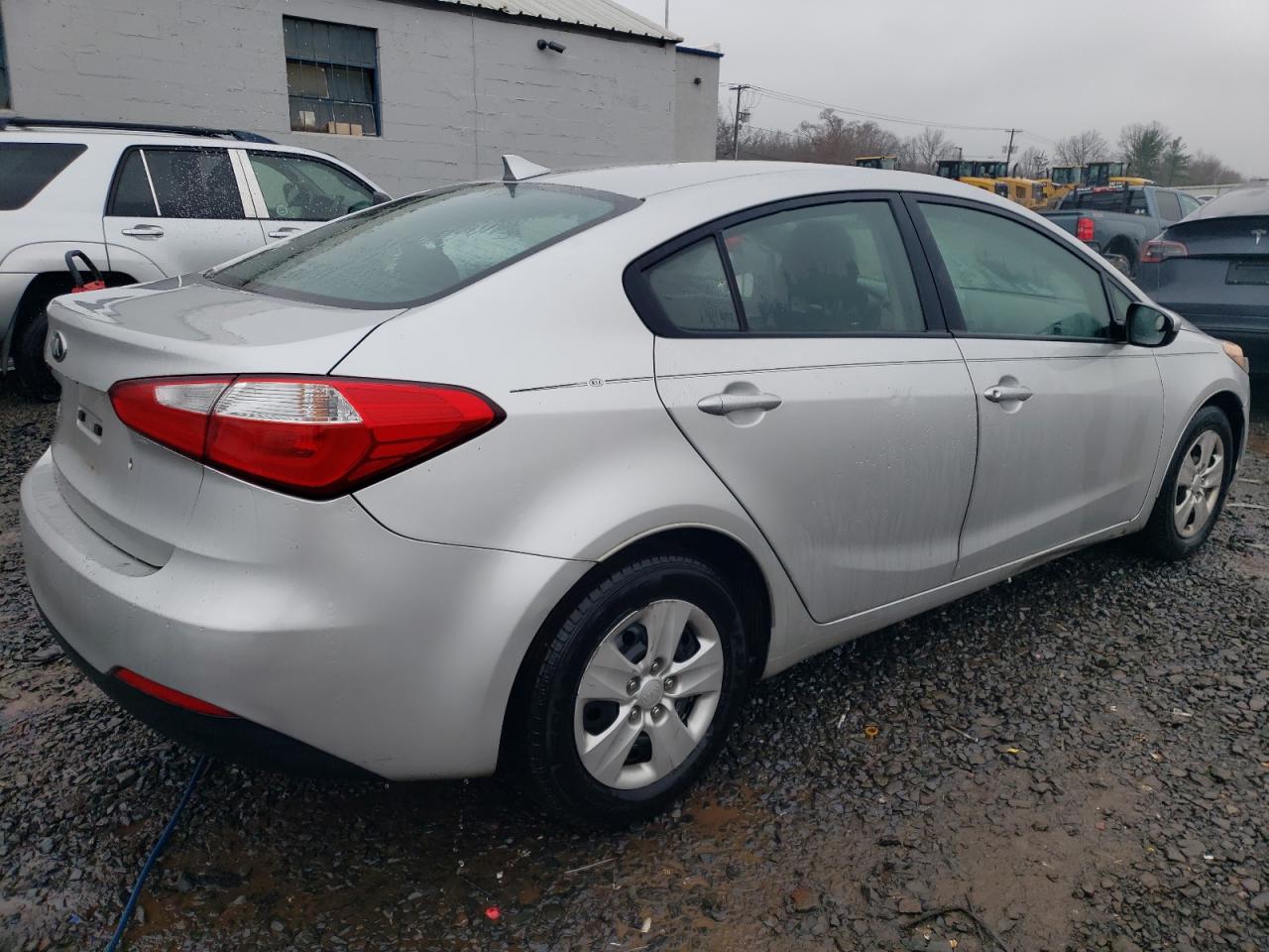 Photo 2 VIN: KNAFK4A62E5125569 - KIA FORTE 