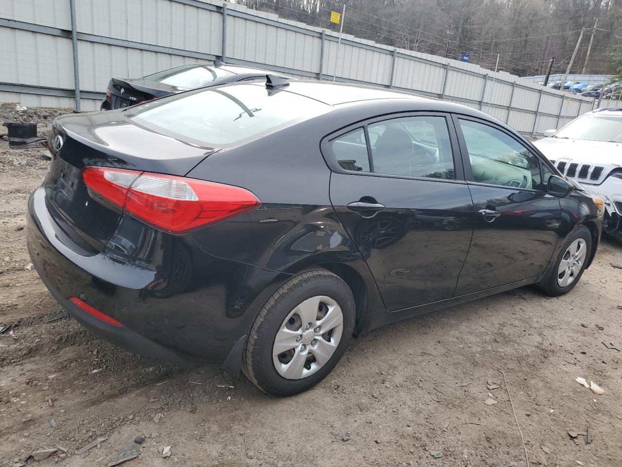 Photo 2 VIN: KNAFK4A62E5135311 - KIA FORTE 