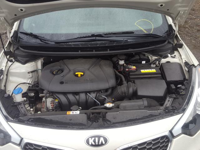 Photo 6 VIN: KNAFK4A62F5259063 - KIA FORTE LX 