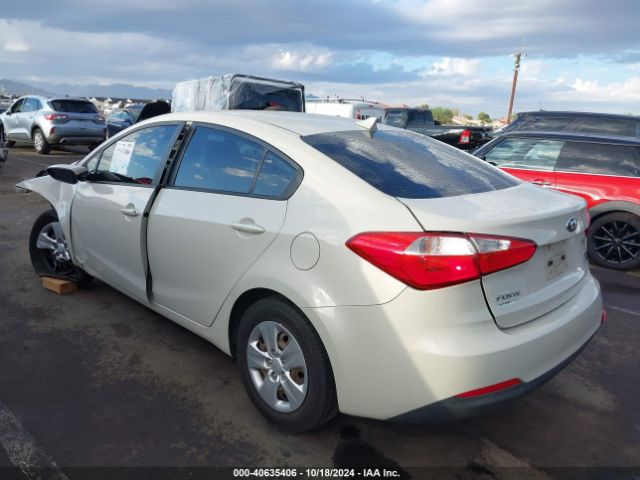 Photo 2 VIN: KNAFK4A62F5286313 - KIA FORTE 