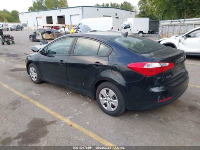 Photo 2 VIN: KNAFK4A62F5288160 - KIA FORTE 