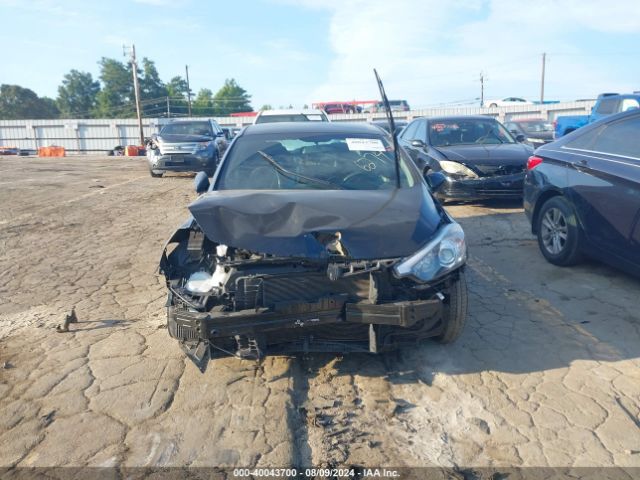 Photo 5 VIN: KNAFK4A62F5296274 - KIA FORTE 