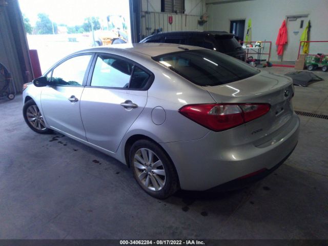 Photo 2 VIN: KNAFK4A62F5302302 - KIA FORTE 