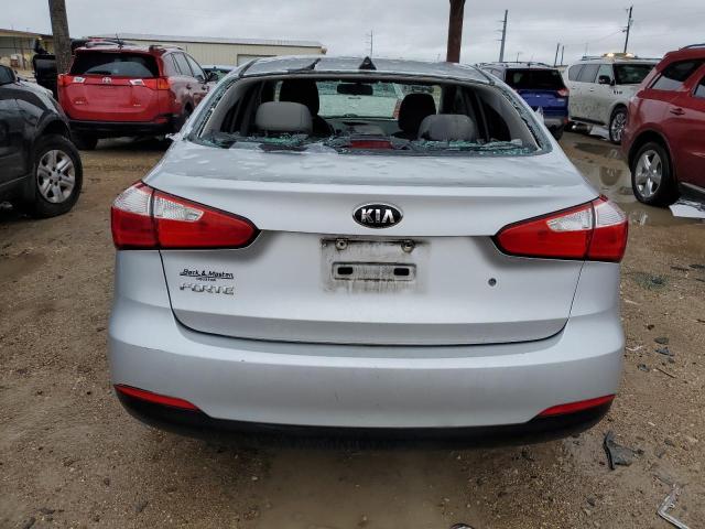 Photo 5 VIN: KNAFK4A62F5345151 - KIA FORTE 