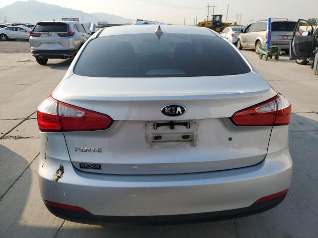 Photo 5 VIN: KNAFK4A62F5366453 - KIA FORTE LX 