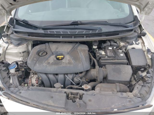 Photo 9 VIN: KNAFK4A62F5372639 - KIA FORTE 