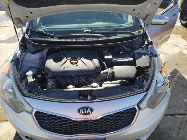 Photo 10 VIN: KNAFK4A62F5408037 - KIA FORTE 