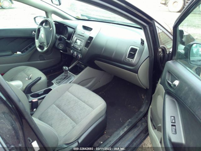 Photo 4 VIN: KNAFK4A62F5417692 - KIA FORTE 