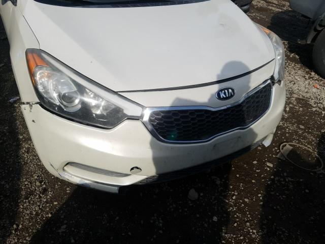 Photo 8 VIN: KNAFK4A62F5420625 - KIA FORTE LX 