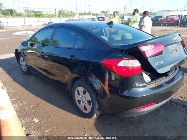 Photo 2 VIN: KNAFK4A62F5423945 - KIA FORTE 