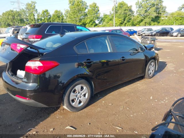 Photo 3 VIN: KNAFK4A62F5423945 - KIA FORTE 