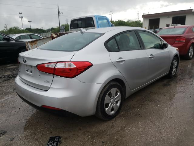 Photo 3 VIN: KNAFK4A62F5428806 - KIA FORTE LX 