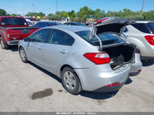 Photo 2 VIN: KNAFK4A62F5436257 - KIA FORTE 