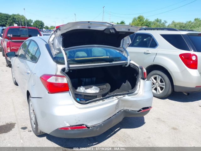 Photo 5 VIN: KNAFK4A62F5436257 - KIA FORTE 