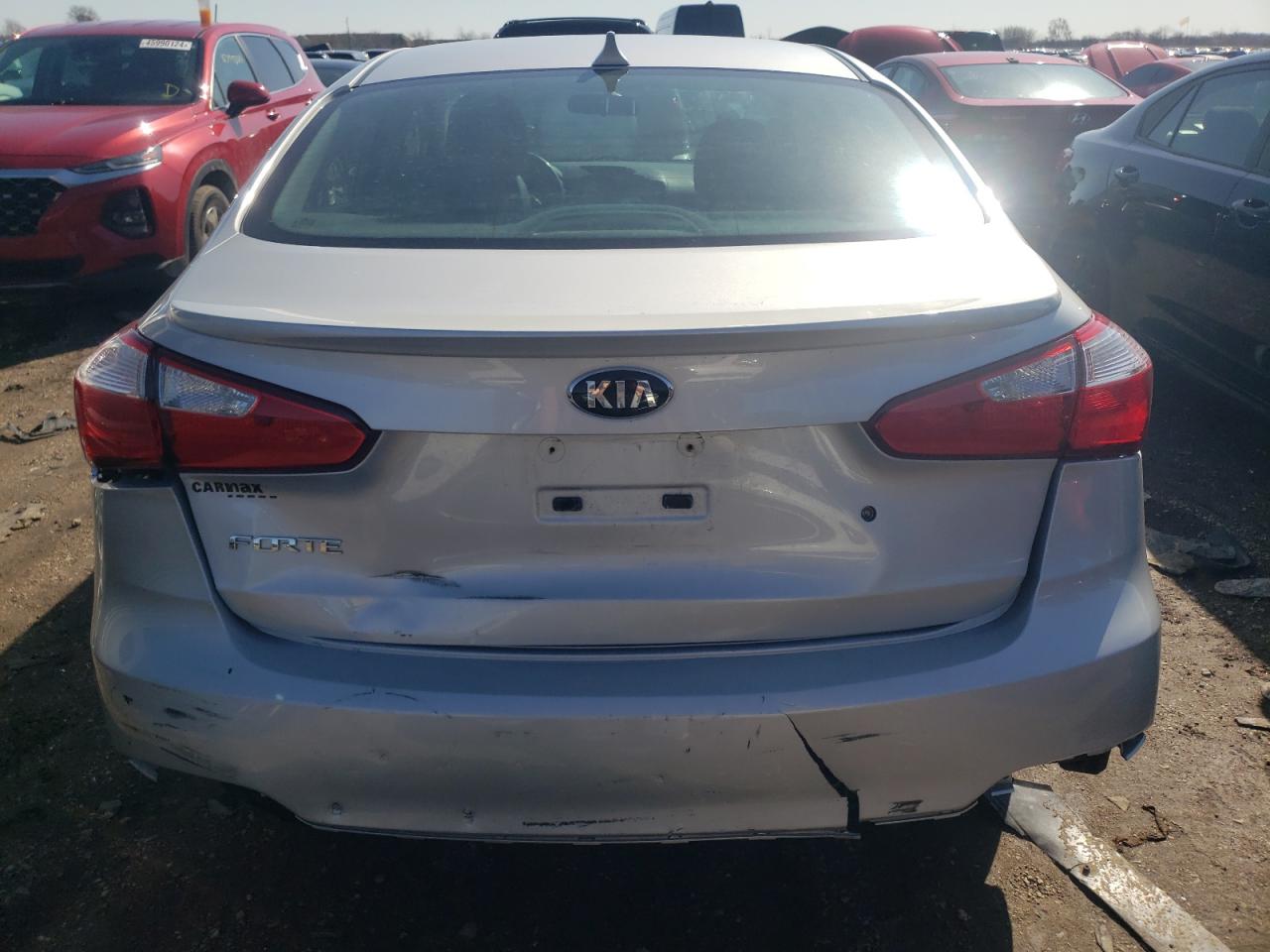 Photo 5 VIN: KNAFK4A62F5436288 - KIA FORTE 