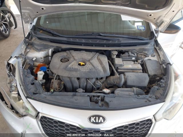 Photo 9 VIN: KNAFK4A62G5487243 - KIA FORTE 