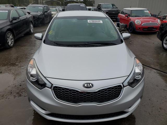 Photo 4 VIN: KNAFK4A62G5494256 - KIA FORTE 