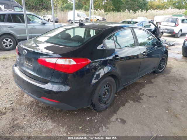 Photo 3 VIN: KNAFK4A62G5507099 - KIA FORTE 