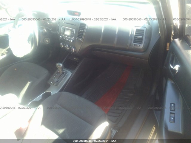 Photo 4 VIN: KNAFK4A62G5530821 - KIA FORTE 