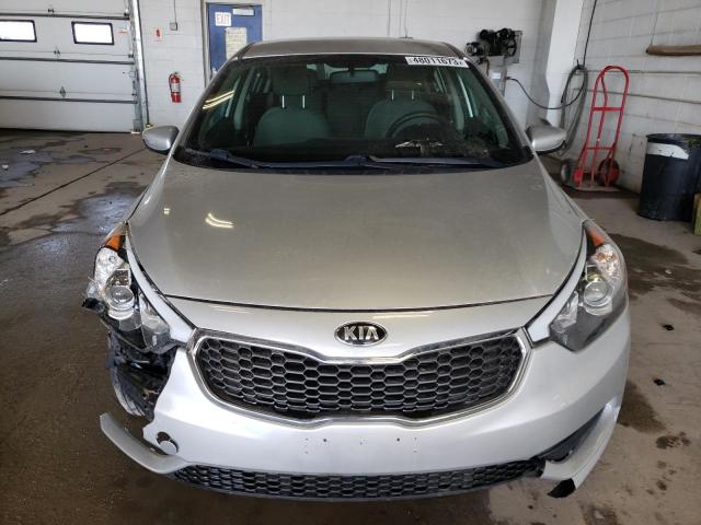 Photo 4 VIN: KNAFK4A62G5538627 - KIA FORTE LX 