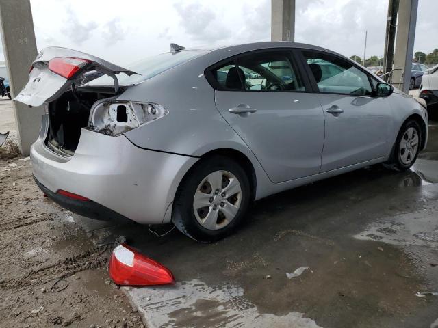 Photo 2 VIN: KNAFK4A62G5601063 - KIA FORTE 