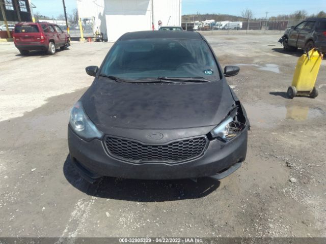 Photo 5 VIN: KNAFK4A63E5068430 - KIA FORTE 