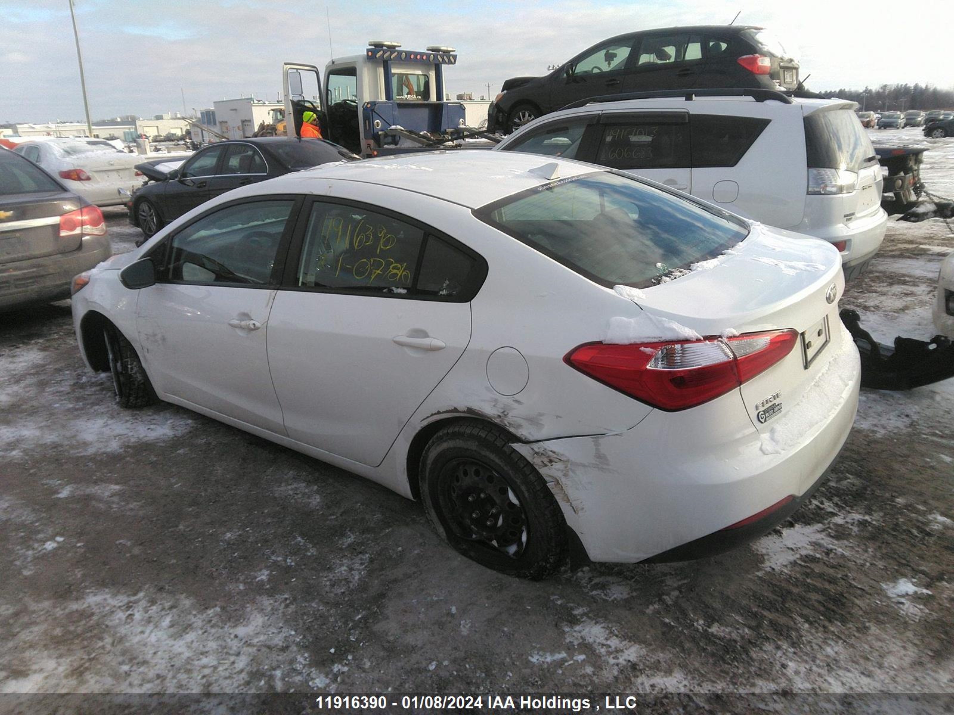 Photo 2 VIN: KNAFK4A63E5077810 - KIA FORTE 