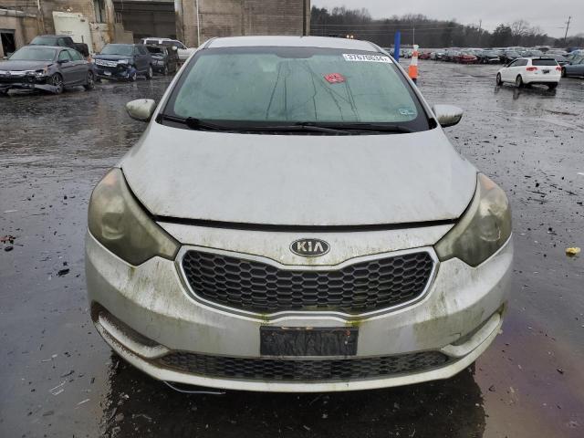 Photo 4 VIN: KNAFK4A63E5140842 - KIA FORTE 