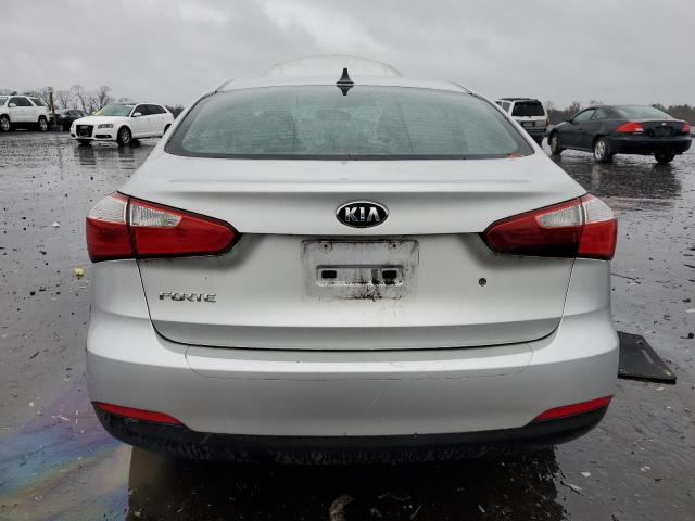 Photo 5 VIN: KNAFK4A63E5140842 - KIA FORTE 