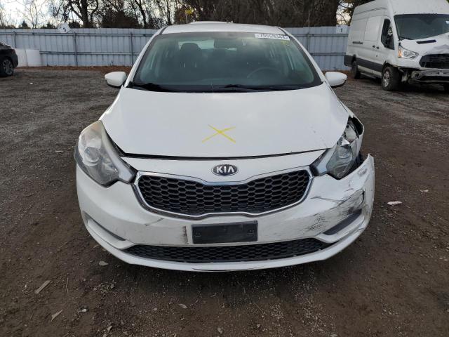 Photo 4 VIN: KNAFK4A63F5268693 - KIA FORTE LX 