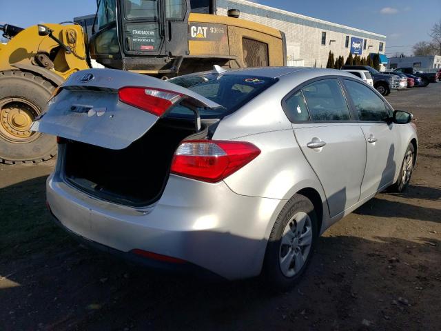 Photo 2 VIN: KNAFK4A63F5271397 - KIA FORTE LX 